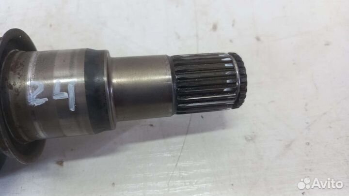 Привод передний правый 2.0 Mercedes GLC C253