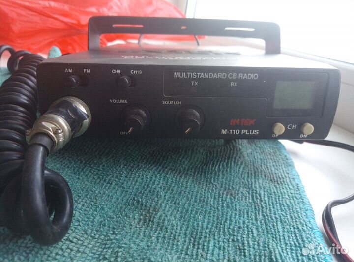 Автомобильная рация с антенной