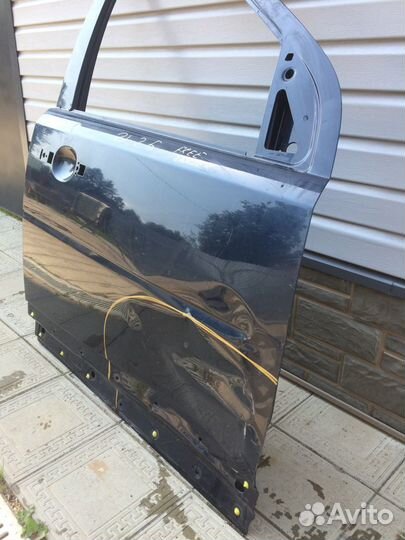 Дверь передняя правая Freelander 2