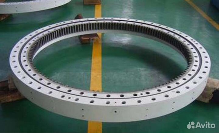 Круг поворотный Хитачи Ex 200