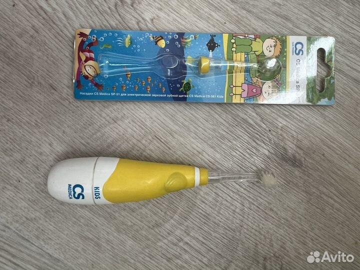 Бутылочки, поильники, зубная щетка для ребенка