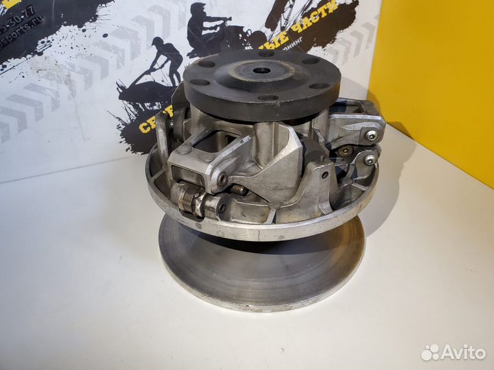 Ведущий вариатор снегохода BRP Ski-Doo Lynx G4