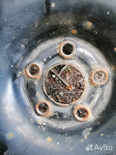 R15 Nokian Tyres Nordman 5 195/55, PCD 5x100 DIA 57.1