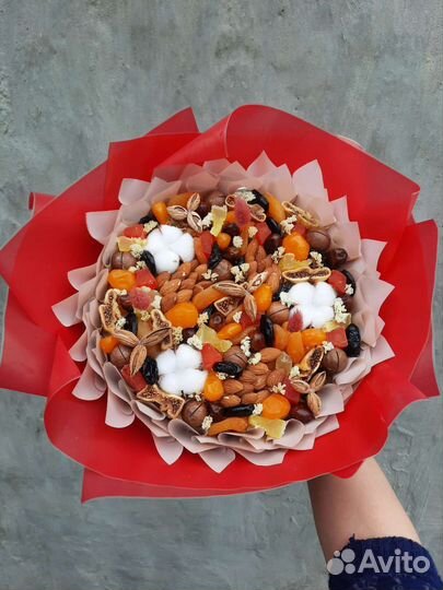 Букет из сухофруктов