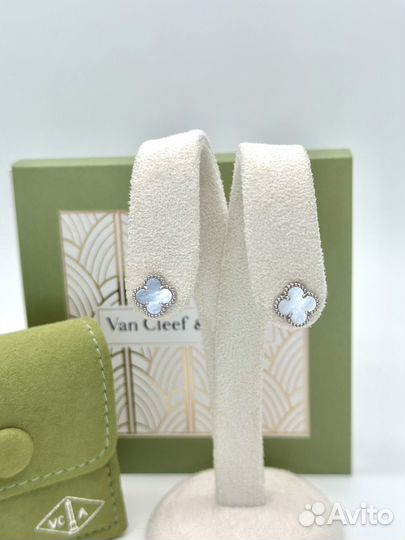 Серьги Van Cleef Alhambra перламутр и золото 18К