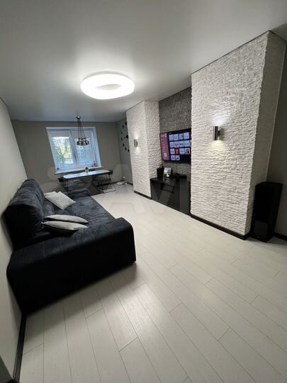 2-к. квартира, 76,3 м², 3/18 эт.