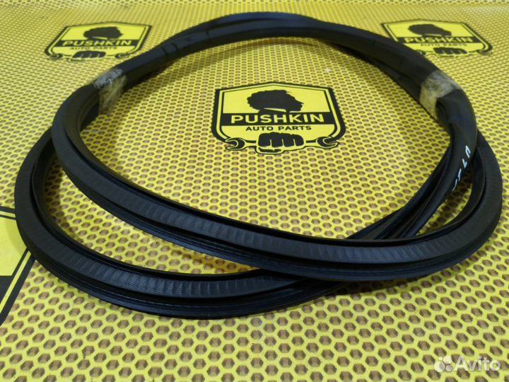 Уплотнитель двери на проем передний левый Opel