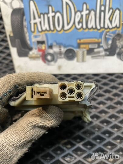 Резистор отопителя VW Passat B4