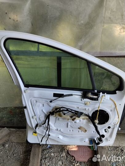 Дверь peugeot 408 - 2012 г