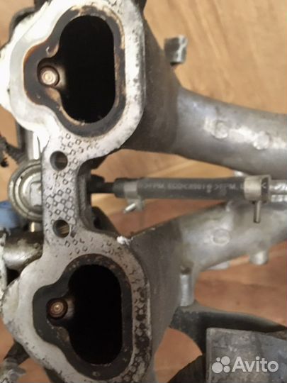 Впускной коллектор subaru в сборе