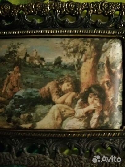 Плакетка на стену