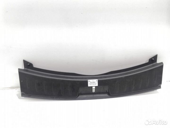 Накладка внутренняя на заднюю панель кузова Jaguar