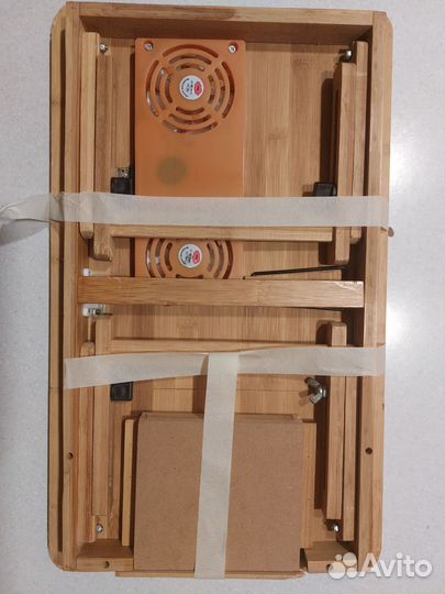 Стол под ноут на кровать