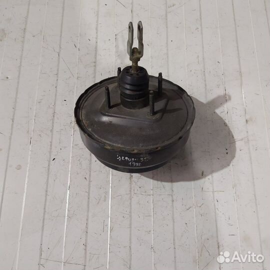 Вакуумный усилитель тормозов Nissan Cefiro 32