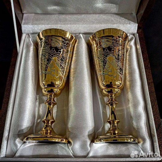 Подарочный набор, 2 фужера в золоте. Златоуст