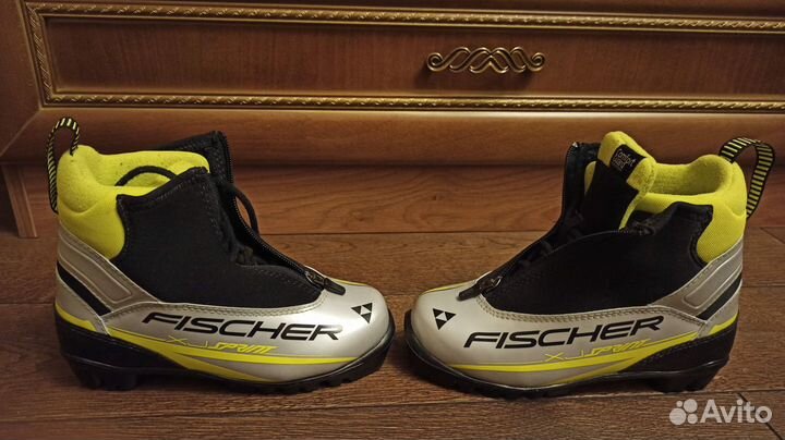 Лыжные ботинки Fisher (Фишер) 33 р