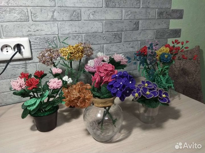 Цветы из бисера