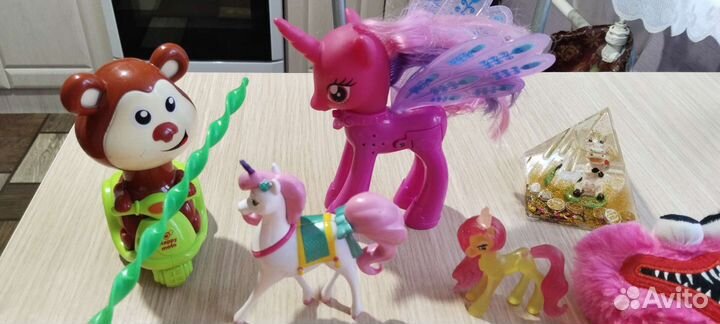 Детские игрушки разные