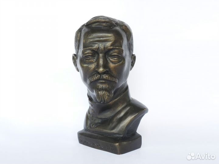 Бронзовый бюст Ф.Э.Дзержинского