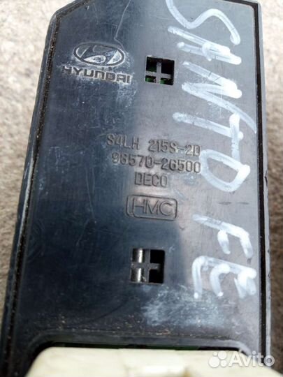 Hyundai Santa Fe1. блок кнопок стеклоподъёмника