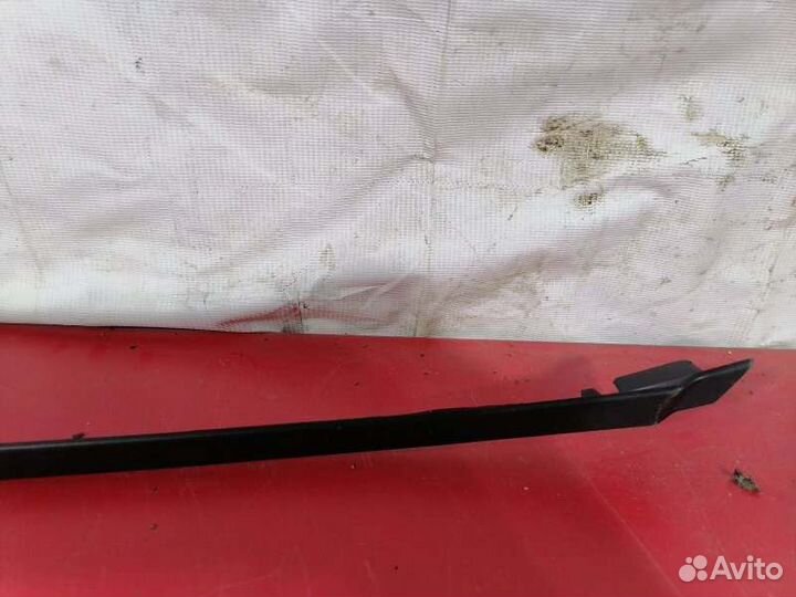 Молдинг лобового стекла правый Ford Mondeo 4