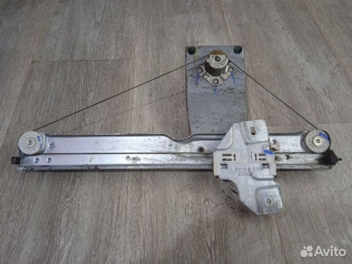 Стеклоподъемник задний правый Renault Duster HSA