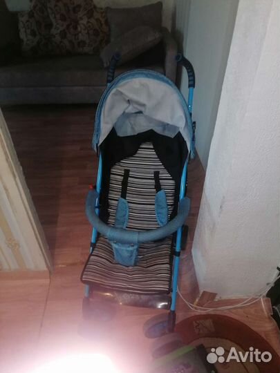 Прогулочная коляска трость