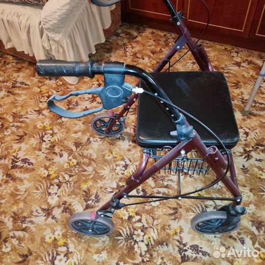 Коляска и ходунки