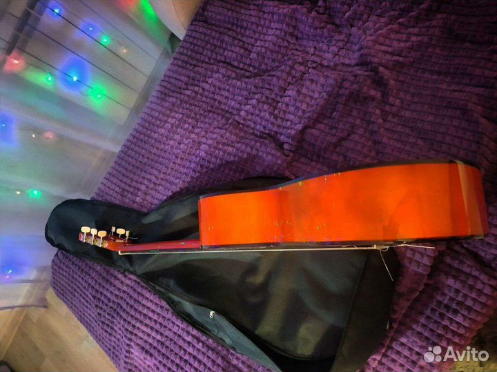 Классическая гитара, Homage LC-3910N