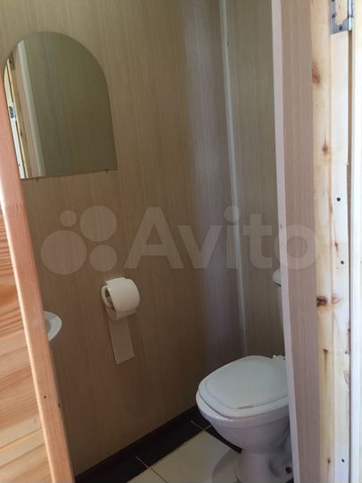 Дом 100 м² на участке 6 га