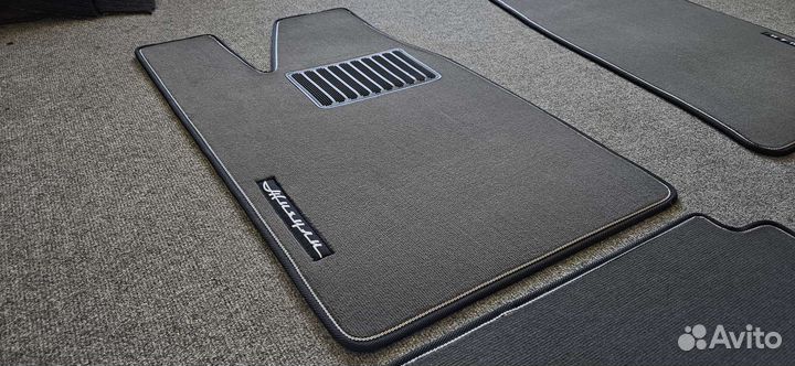 Автоковрики для ваз 2101-2107, серые с чёрн. бел