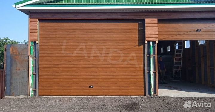 Гаражные секционные ворота