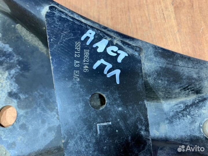 Рычаг передний левый Renault Duster 2010-2016