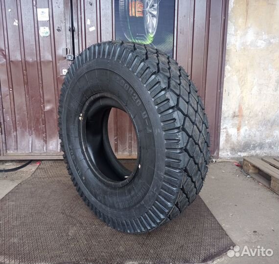 Омскшина И-281, У-4 12.00 R20 154J