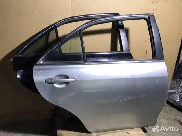 Дверь задняя правая Toyota Camry 40