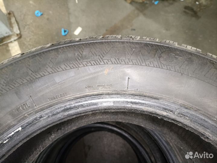 XCent EL319 7/60 R17 76H