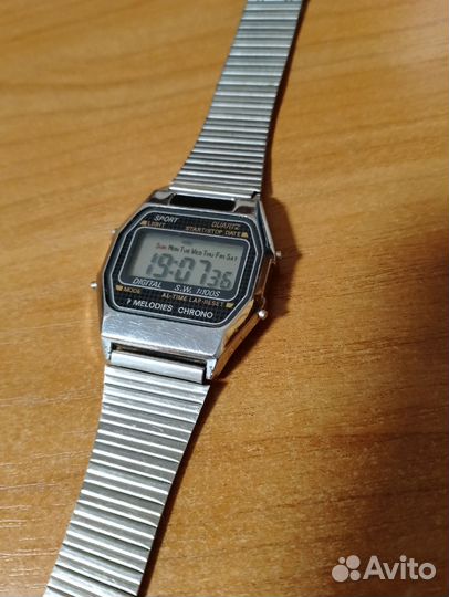 Наручные часы Stampo