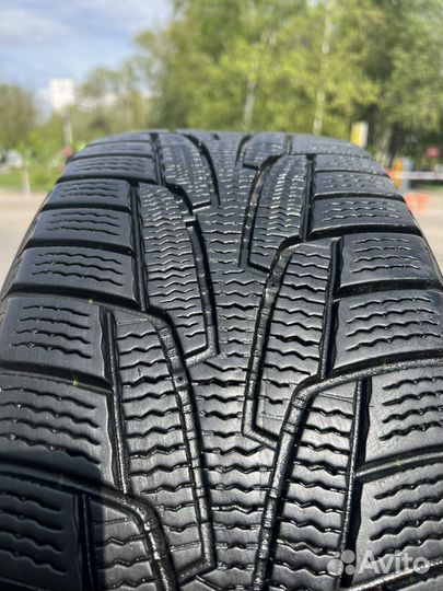 Kumho I'Zen KW31 215/55 R17 98T