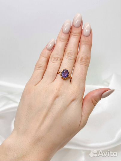 Золотое кольцо с алек. корундом 583 СССР 3.74 гр