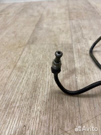 Тормозная трубка задняя левая Mitsubishi Lancer 9