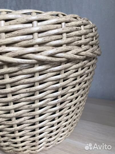 Кашпо из ротанга