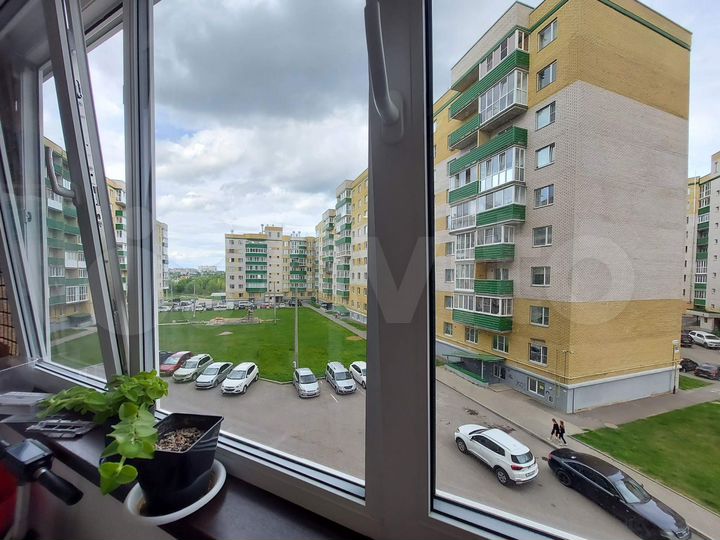 3-к. квартира, 80,2 м², 3/9 эт.