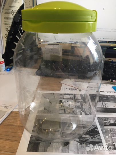 Банка с крышкой с ручкой 2л пластик