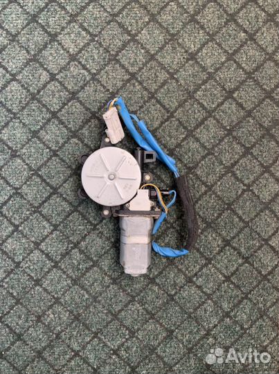 Стеклоподъёмник subaru форестер пер. Прав