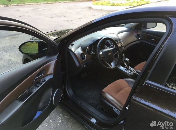 Разбор Chevrolet Cruze 2013 1.8 AT хэтчбек