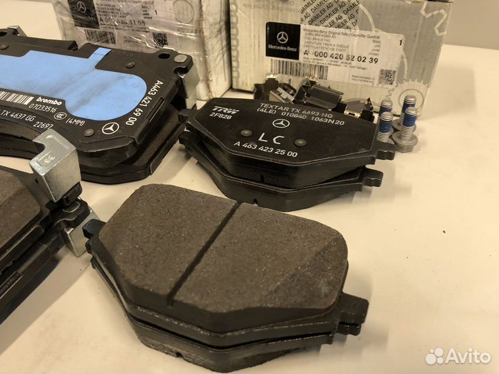 Комплект тормозных колодок Mercedes G 63 AMG