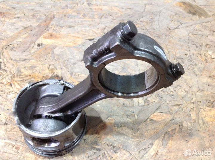 Поршень с шатуном Nissan X-Trail 3 (T32) 2014