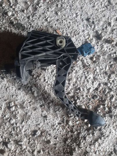 Volkswagen polo Skoda rapid педаль сцепления