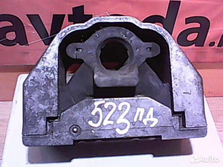 Подушка двигателя Volkswagen Golf - 4 поколение (1