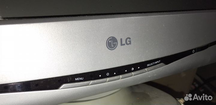 Монитор LG flatron f900p 19”